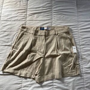 Beige Old Navy Taylor Adjustable Pleated Shorts